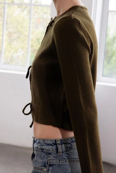Kadın Modern Tarz Regular Bisiklet Yaka Crop Triko Hırka - 3