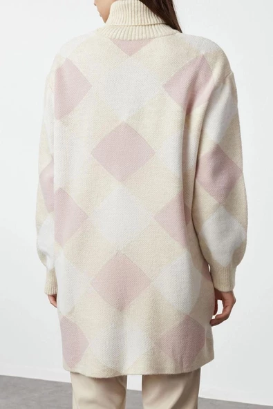 Kadın Modern Tarz Rahat Uzun Balıkçı Yaka Ekose Kareli Kol Regular Triko Kazak - Resim 4