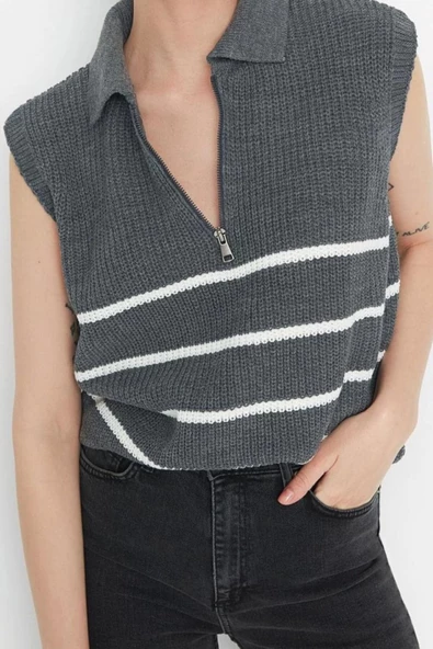 Stil Modern Kadın Regular Standart Kol Polo Yaka Fermuarlı Çizgili Triko Süveter - 2