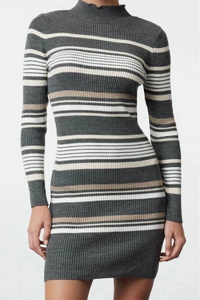 Moda Stil Regular Dik Yaka Mini Boy Triko Renk Bloklu Elbise