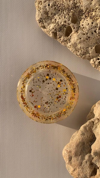 Şeffaf Renk Gülen Yüz Emoji Ve Gold Glitter Süsleme Yuvarlak Şekil Küllük El Yapımı Epoksi Hediyelik - 4