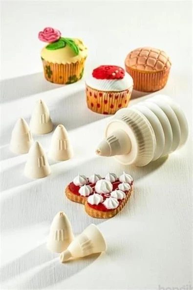 7 Başlıklı Mutfak Pasta Krema Sıkma Süsleme Pompası Aparatı Seti - 4