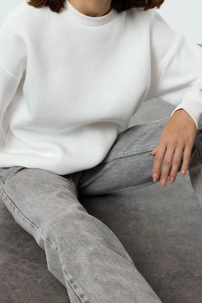Tarz Oversize Bisiklet Yaka Düşük Kol Uzun Rahat Kesim Basic Kalın İçi polarlı Örme Sweatshirt