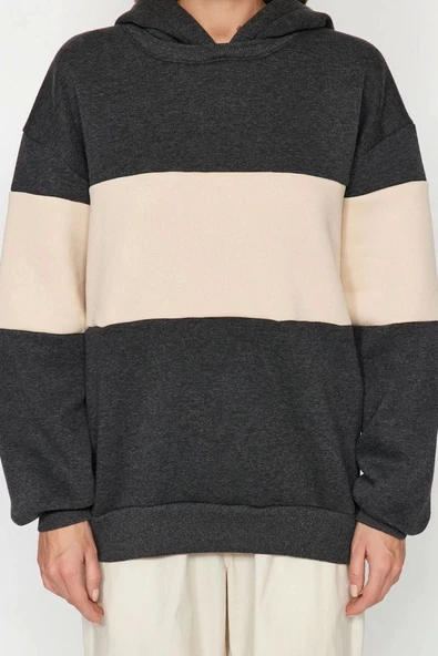 Tarz Bol Kapüşonlu Düşük Kol Uzun Kalın İçi Polarlı Geniş Kalıp Örme Sweatshirt - 4