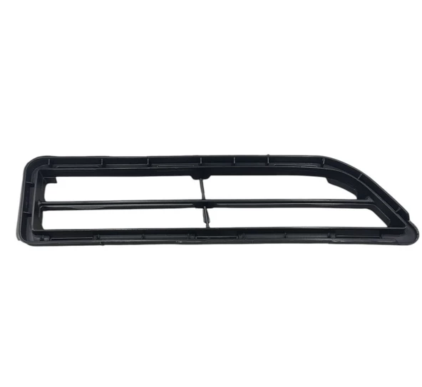 IZGARA TAMPON HILUX REVO 21-23 LH