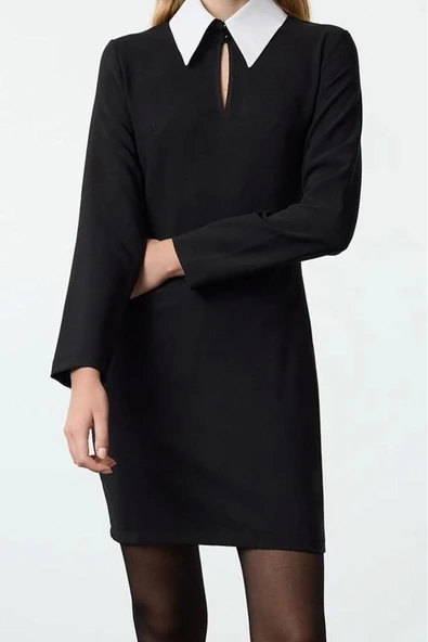 Moda Stil Regular Gömlek Yaka Mini Boy Fitted Vücuda Oturan Yaka Detaylı Dokuma Elbise