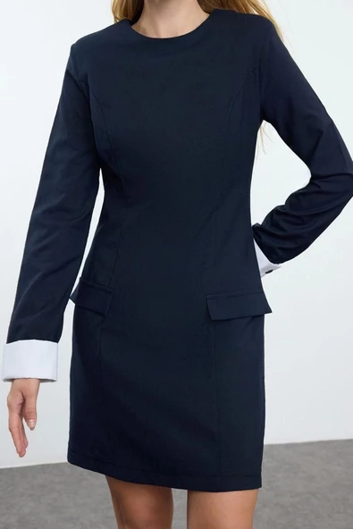 Moda Stil Regular Bisiklet Yaka Mini Boy Düz Kesim Manşet Detaylı Dokuma Elbise