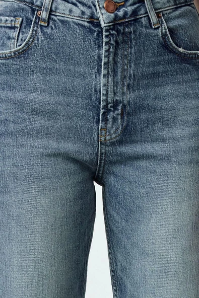 Stil Kadın Moda Denim Kot Pantolon Uzun Boru Paça Mavi Soluk Vintage Yüksek Bel Slim Mom Jeans - 2
