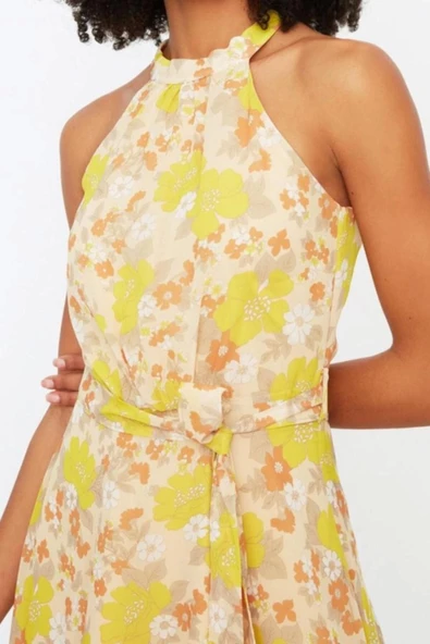 Moda Stil Regular Halter Yaka Midi Boy Çiçek Desenli Kuşaklı A Kesim Kolsuz Astarlı Dokuma Elbise