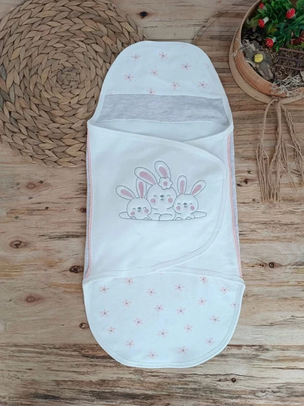 Yenidoğan Tavşan Tayfalar Nakışlı Çıt Çıt Kapamalı Bebek Kundak Ekru