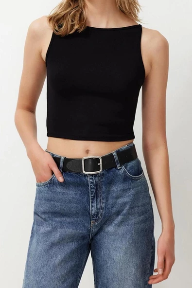 Moda Kayık Yaka Örme Slim Düz Desen Casual Günlük Crop Askılı Kol Bluz - 3