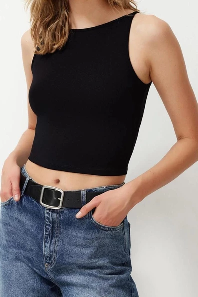 Moda Kayık Yaka Örme Slim Düz Desen Casual Günlük Crop Askılı Kol Bluz - 2