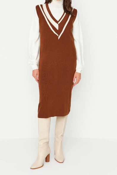 Moda Regular Casual Günlük Tek Plaka Triko V Yaka Kolsuz Kol Shift Midi Boy Elbise