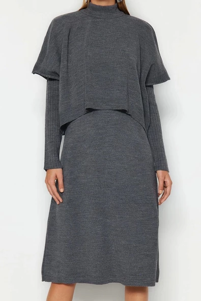 Moda Oversize Casual Günlük Bürümcük Triko Dik Yaka Uzun Kol Shift Midi Boy Elbise - Resim 7