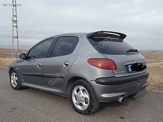 Orjinal Parça Peugeot 206 Stop Lambası Sağ yolcu tarafı şeffaf çizgili desen markası VALEO 8817 orjinal markadır - 3