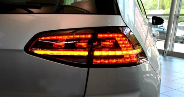 GOLF 7 MK7 2012-2018 IÇIN UYUMLU LED STOP 7 HIGHLINE GORUNUMLU - 1