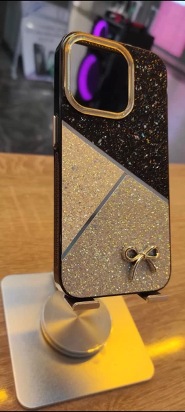 İPHone 15 Pro Max Uyumlu Taşlı Kurdele Figürlü Karbon Kılıf Darbe Korumalı Kapak - 2