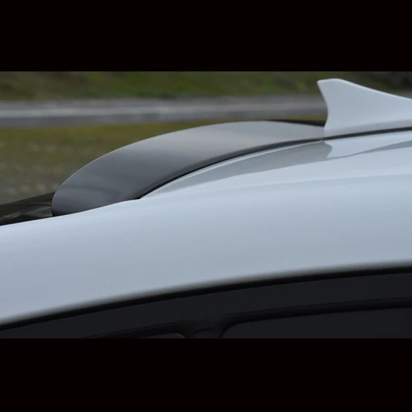 ELANTRA 2021+ CAM ÜSTÜ SPOILER   - PIANO BLACK (PARLAK SIYAH) - 4