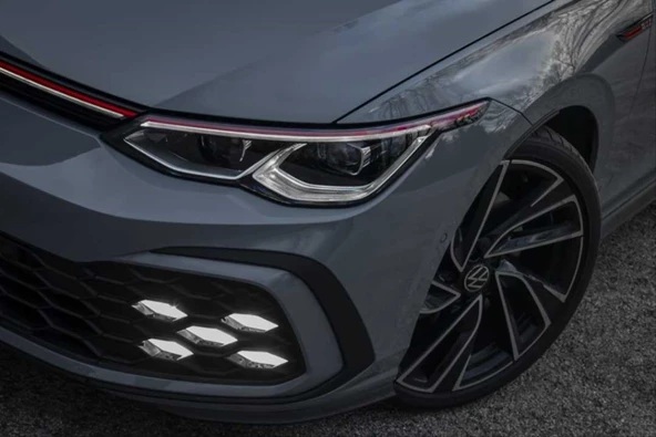 GOLF 8 IÇIN UYUMLU GTI ON TAMPON VE PANJUR SETI - 3