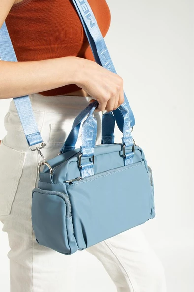 Kadın Omuz Çantası 32*22 Cm Çapraz Askılı Postacı Çanta Mega Bag Saten Kumaş Kol Çantası - 5