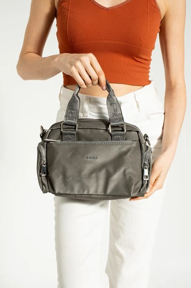 Kadın Omuz Çantası 32*22 Cm Çapraz Askılı Postacı Çanta Mega Bag Saten Kumaş Kol Çantası - 12