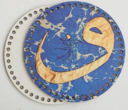 Çanta Aksesuar Ahşap 20 Cm Çapında Resimli Plaka Arkalıklı F Serisi No:5