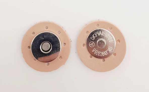 Çanta Aksesuar Pudra Suni Derili Mıknatıslı Çıtçıt Gümüş Metalli - 1