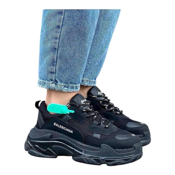 BALENCİAGA TRİPLE SCLEAR SOLE BLACK