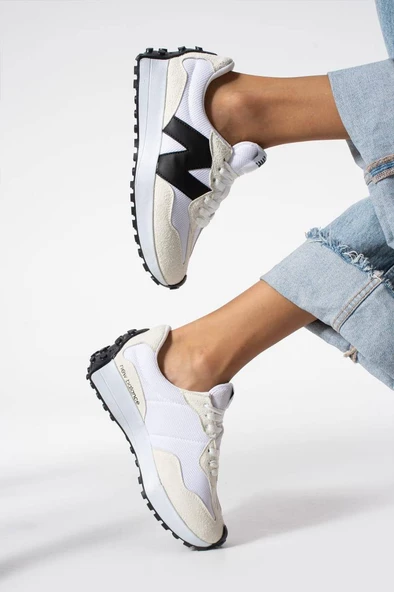 NEW BALANCE 999 BEYAZ SİYAH DETAY ürün görseli