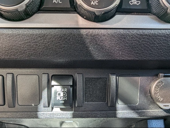 Byrpos 3. Nesil Toyota Tacoma Usb Medya Bağlantı Noktası Boş T5956679 3Dmarket.online