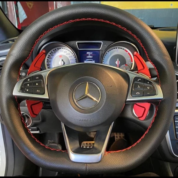 DİKİŞLİ DİREKSİYON KILIFI SİYAH DERİ KIRMIZI DİKİŞLİ MERCEDES C ürün görseli