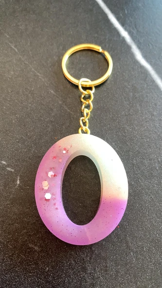 O Harfi Gökkuşağı Renkleri Kırmızı Sim Süsleme Anahtarlık Gold Aksesuarlı El Yapımı Epoksi - Resim 3