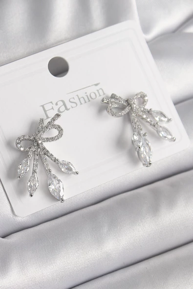 Pirinç Gümüş Renk Zirkon Taşlı Düğüm Model Damla Zirkon Taşlı Kadın Küpe - EBJ250113W30494 ürün görseli