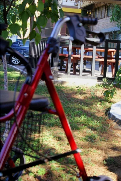 POYLİN Tekerlekli Sandalye Tekerlekli, Frenli, Sepetli Hasta Yardım Yürüteç Tekerlekli Sandalye - Resim 3