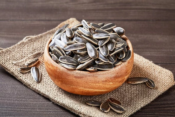Tuzsuz Ay Çekirdeği  Siyah 1 Kg