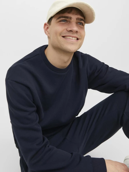 Jack&Jones Erkek Sweatshirt 12249341 - 10