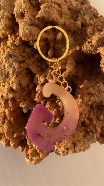 G Harfi Gökkuşağı Renkleri Kırmızı Sim Süsleme Anahtarlık Gold Aksesuarlı El Yapımı Epoksi - Resim 2