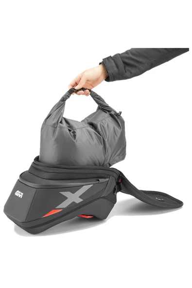 Givi Xl05 Depo Üstü Çanta Siyah 15lt - Resim 3
