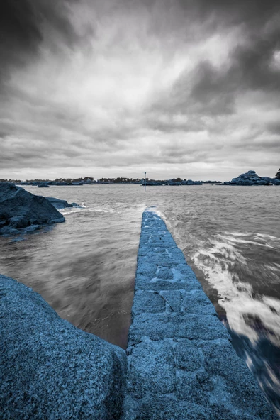 Harikabirev HARİKABİREV|MAVİ-GRİ DENİZ TEMALI KOMBİN 1|ÇERÇEVELİ TEMPERLİ CAM TABLO 3LÜ DİKEY - Resim 3