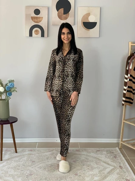 Kadın Leopar Desenli Süet Düğmeli Pijama Takımı - Resim 2