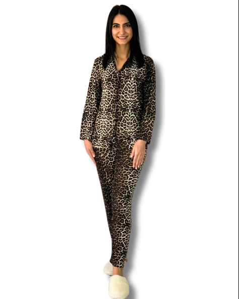 Kadın Leopar Desenli Süet Düğmeli Pijama Takımı