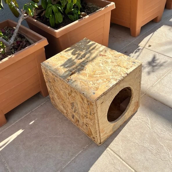Reyo Kedi Evi Dış Ortam Uygun Ahşap Kedi Evi 34x27x24 cm - 1