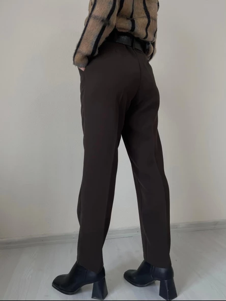 Kadın Kemerli Havuç Pantolon Kahverengi - Resim 4