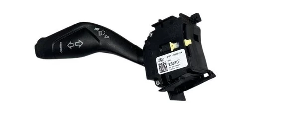 AEMPART SİNYAL KOLU ŞERİT TAKİP SİSTEMLİ FOCUS - KUGA 2015