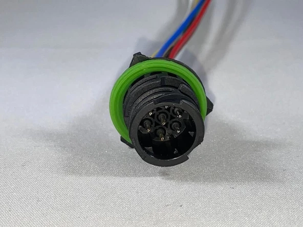 AEMPART AEM32 7K006EK  SOKET STOP 7Lİ AMP TİP ERKEK KABLOLU