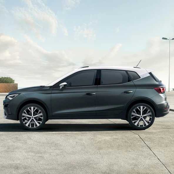 Seat Arona 2022-2025 Şifreli Bijon Kapağı Siyah 4 Adet 4M0601173C - 2