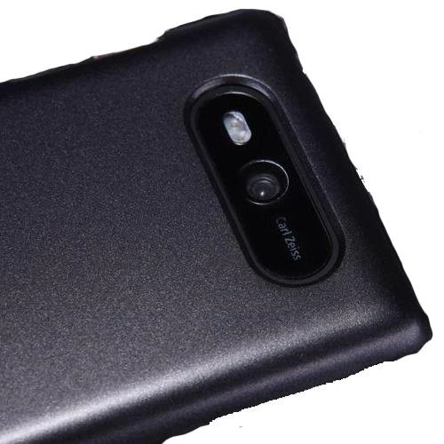 Nillkin Lumia 820 ile Uyumlu Parlak Sert Kauçuk Kılıf Siyah - 2