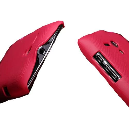 Nillkin Xperia Neo L ile Uyumlu Sert Kauçuk Kılıf Kırmızı Renk - 2