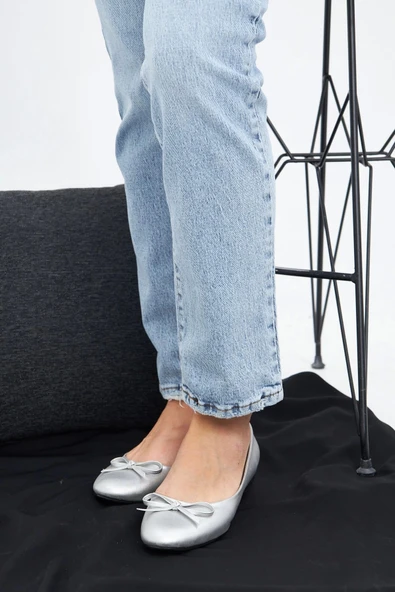 Kadın Babet Fiyonklu Mat Gümüş 5335 Tam Kalıp - 5