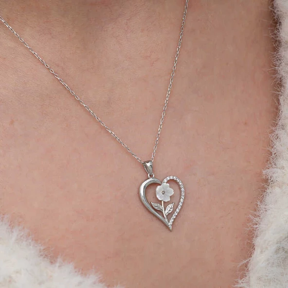 Gümüş Kalpli Beyaz Gül Kadın Kolye  SL9971 - Resim 6